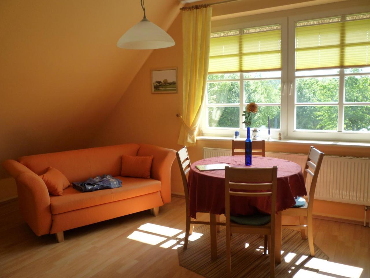 Golfcentrum Schloss Karnitz Ruegen Garz  エクステリア 写真